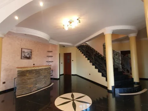 Prodaja, kuća, 560m², Petrovac, Budva - image 10