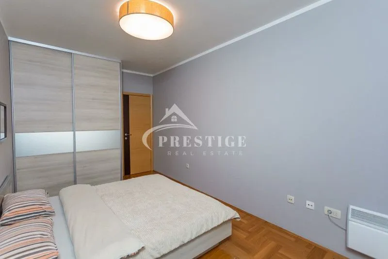 Izdavanje, jednosoban stan, 53m², Pobrežje, Podgorica