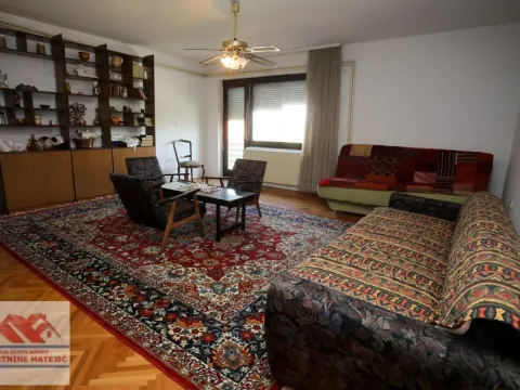 Sale, house, 300m², Kragujevac, Srbija - image 30