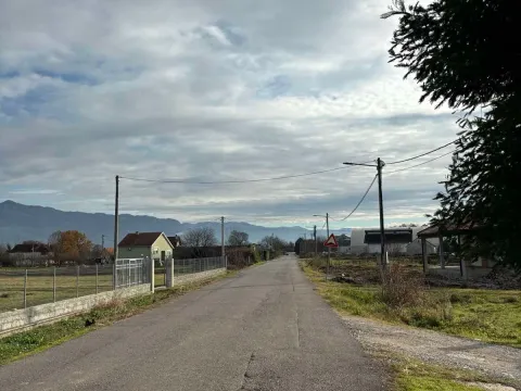 Prodaja, plac, 1835m², Centar, Danilovgrad - image 2