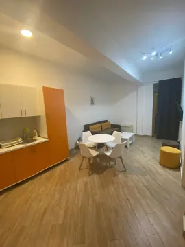 Rent, one bedroom apartment, 45m², Centar, Budva - image 2