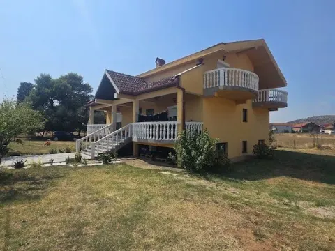 Sale, house, 319m², Zlatica, Podgorica - image 3