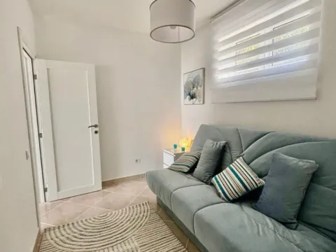 Sale, house, 118m², Krašići, Tivat - image 2