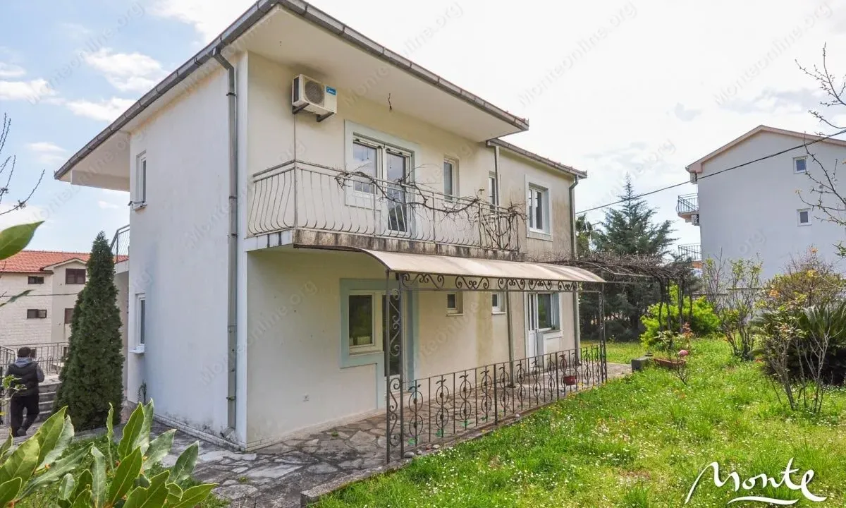 Prodaja, kuća, 181m², Bijela, Herceg Novi