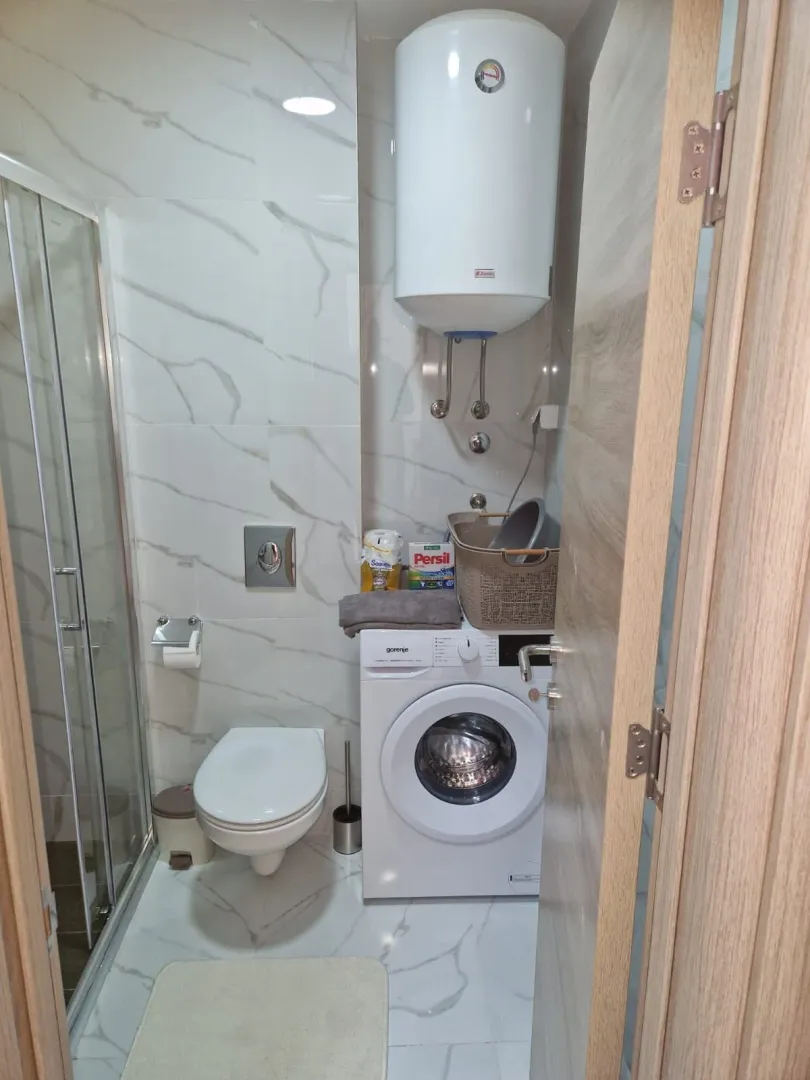 Izdavanje, jednosoban stan, 43m², Kumbor, Herceg Novi