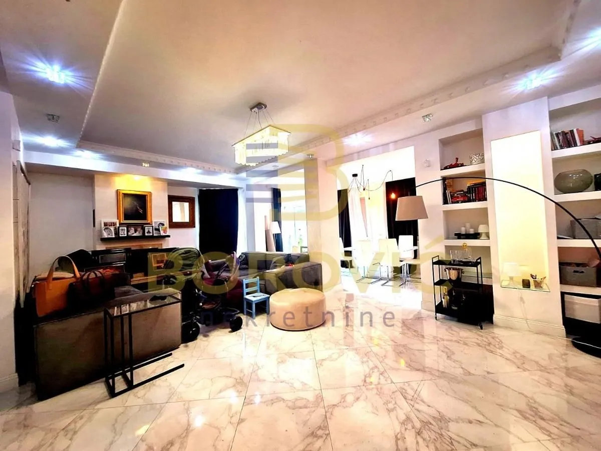 Sale, house, 260m², Savski Venac, Beograd