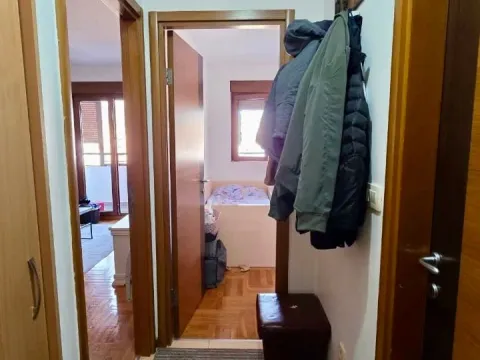 Prodaja, jednosoban stan, 45m², Stari Aerodrom, Podgorica - image 10