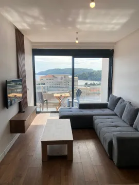 Sale, one bedroom apartment, 54m², Bečići, Budva - image 2