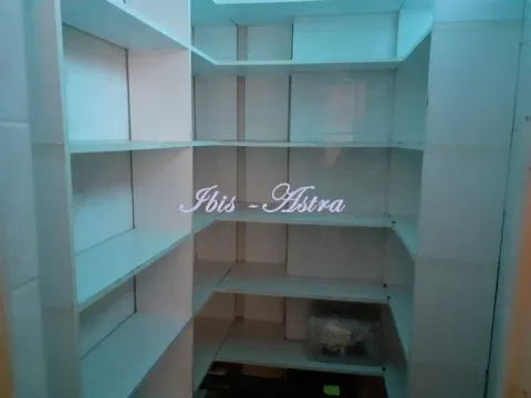 Rent, four bedroom apartment, 140m², Stari Grad, Beograd - image 15