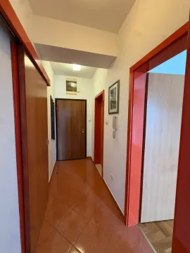 Rent, one bedroom apartment, 55m², Centar, Podgorica - image 14