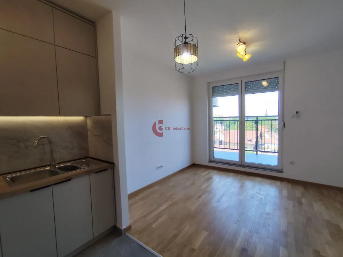 Prodaja, dvosoban stan, 50m², Bajnat, Subotica