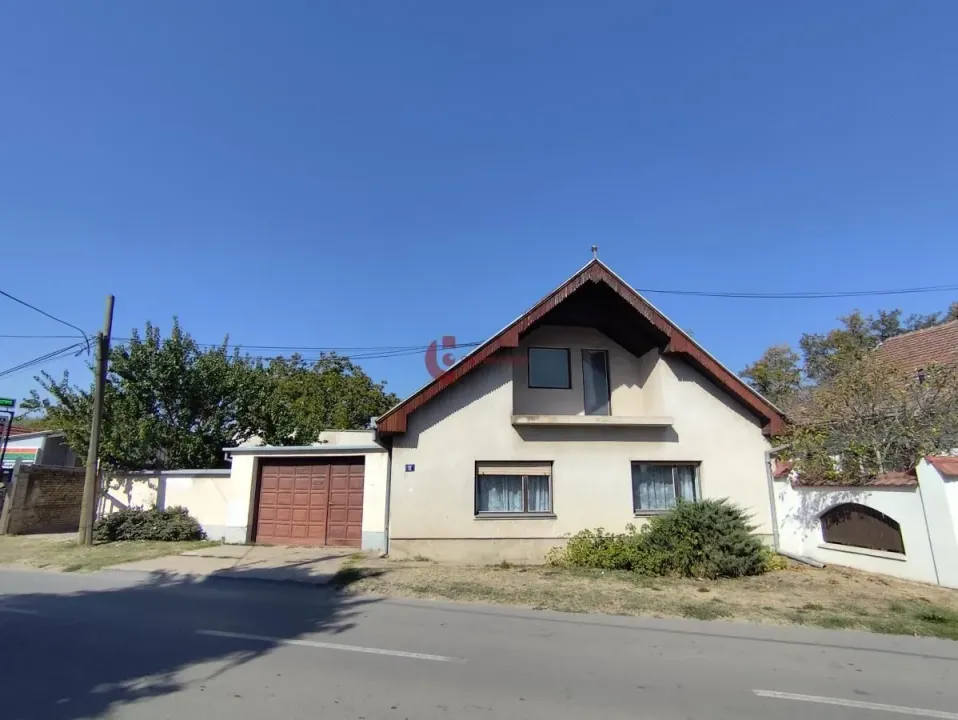 Prodaja, kuća, 157m², Dudova Šuma, Subotica