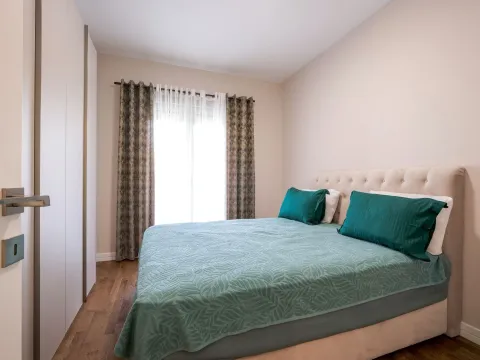 Sale, two bedroom apartment, 70m², Dumidran, Tivat - image 19