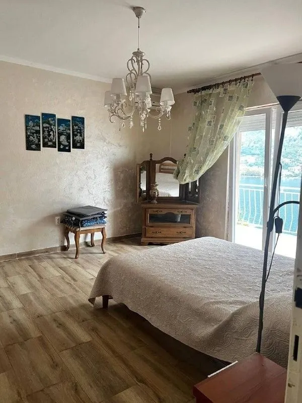 Prodaja, kuća, 172m², Muo, Kotor