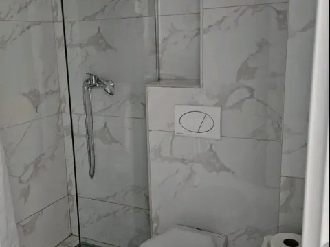 Izdavanje, jednosoban stan, 30m², Central Point, Podgorica - image 6