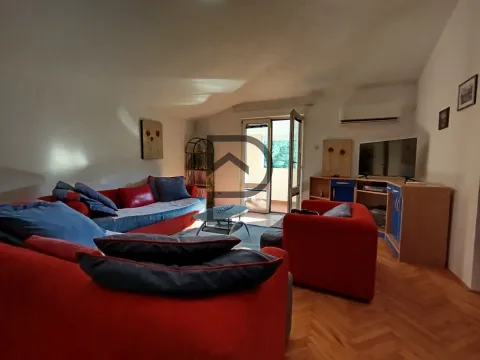 Prodaja, stan, 65m², Stari Aerodrom, Podgorica - image 2