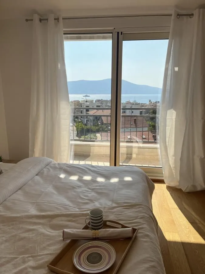 Prodaja, trosoban stan, 99m², Kalimanj, Tivat