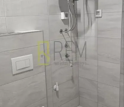 Prodaja, jednosoban stan, 45m², Stari Aerodrom, Podgorica - image 4