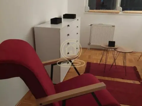 Izdavanje, garsonjera, 25m², Bulevar Evrope, Novi Sad Sve Podlokacije - image 4