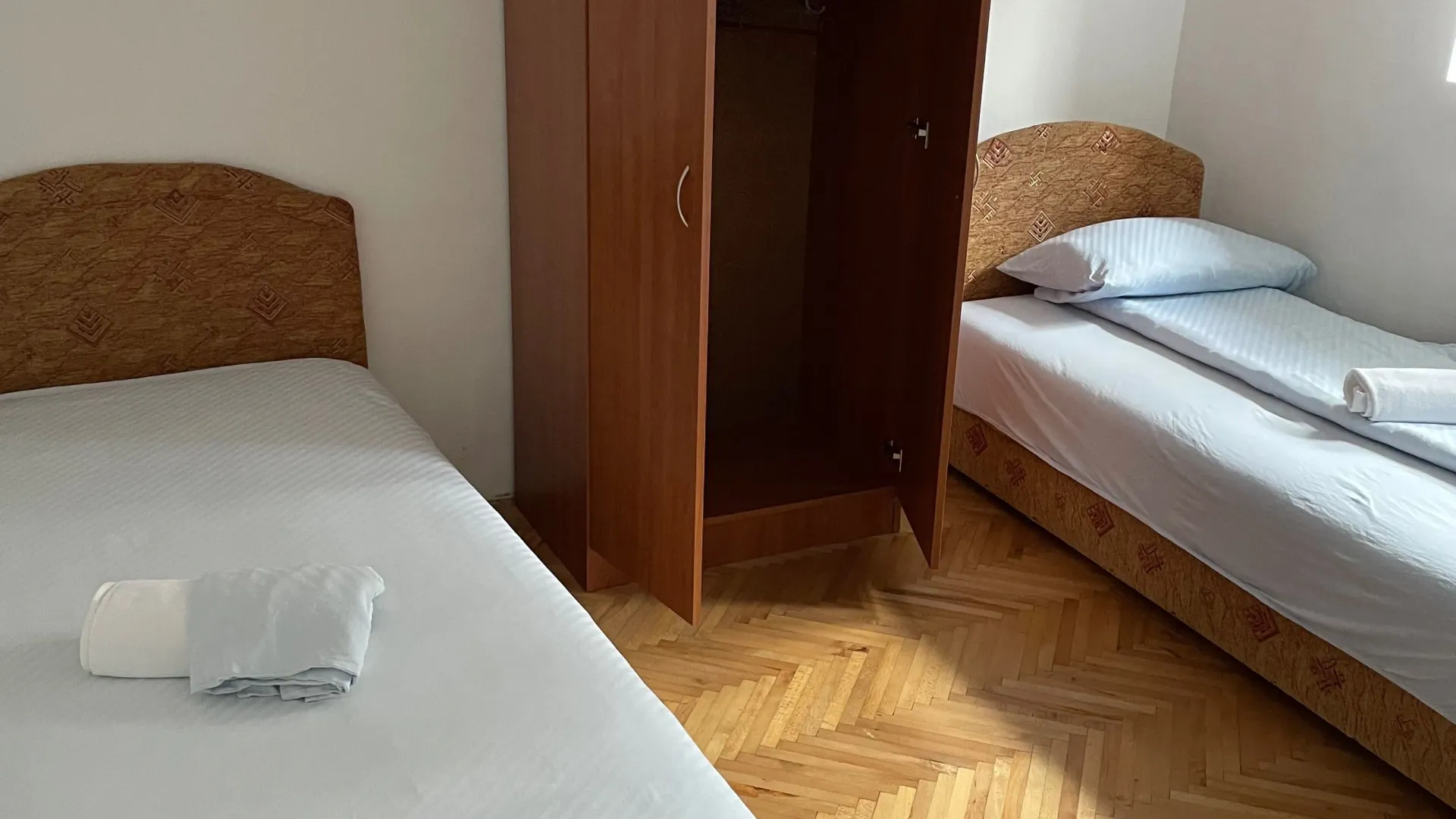 Izdavanje, trosoban stan, 54m², Centar, Kolašin