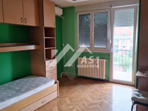 Izdavanje, trosoban stan, 80m², Spens, Novi Sad Sve Podlokacije - image 4