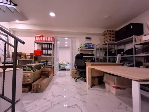 Prodaja, poslovni prostor, 101m², Blok 9, Podgorica - image 9