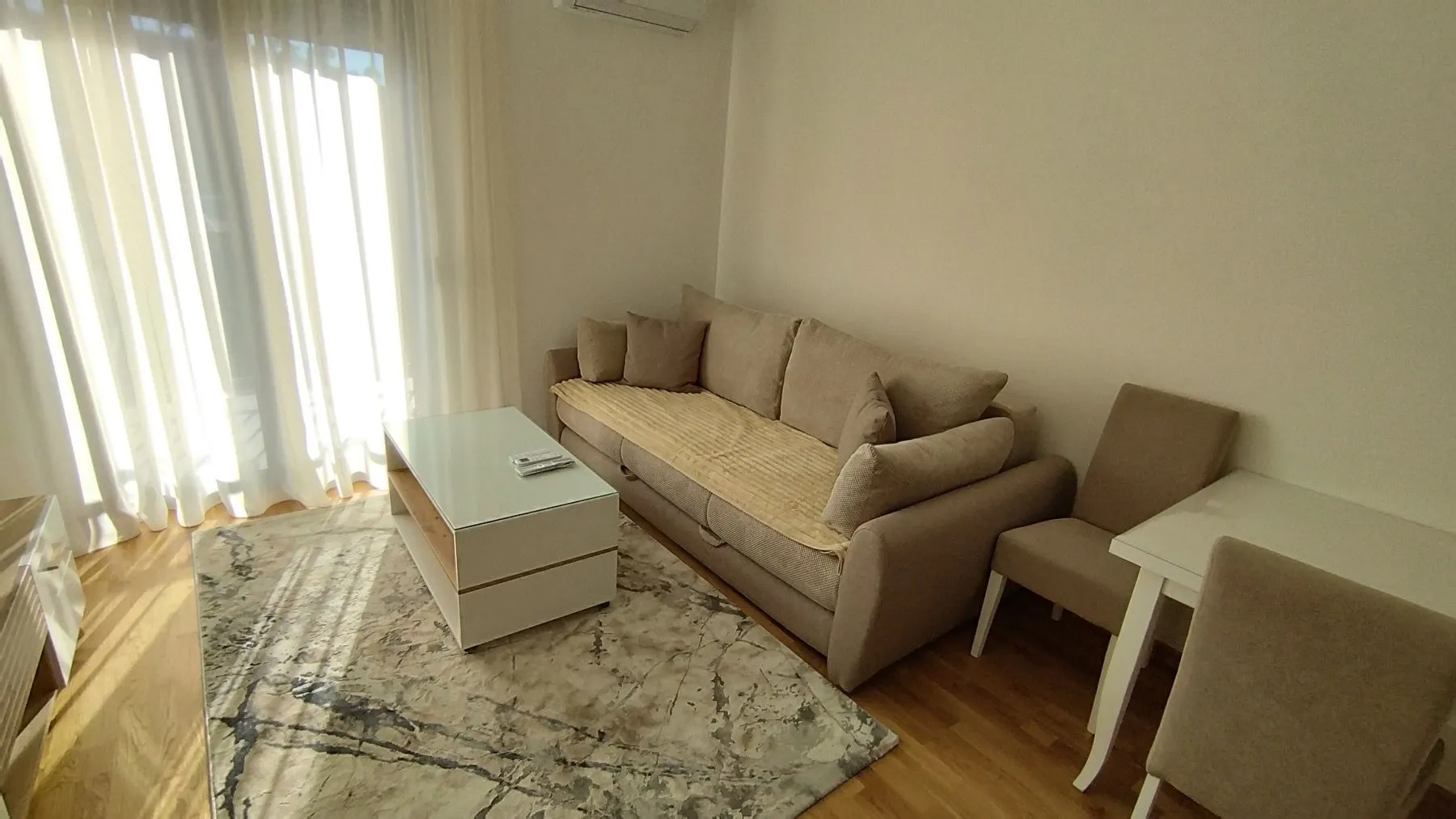 Izdavanje, jednosoban stan, 40m², Zabjelo, Podgorica