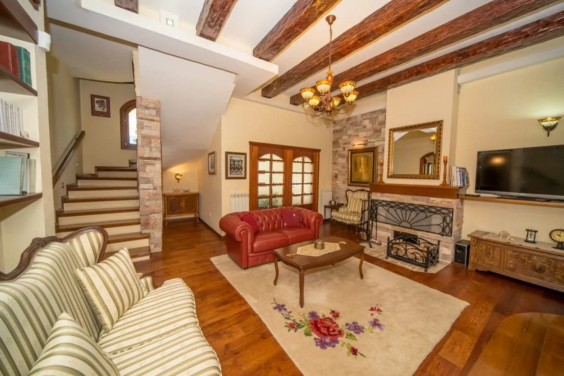 Prodaja, kuća, 169m², Cetinje, Crna Gora