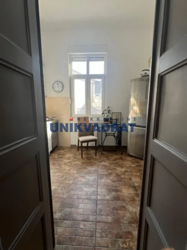 Prodaja, trosoban stan, 103m², Stari Grad, Beograd