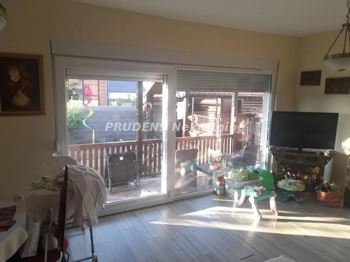 Sale, house, 243m², Surčin, Beograd