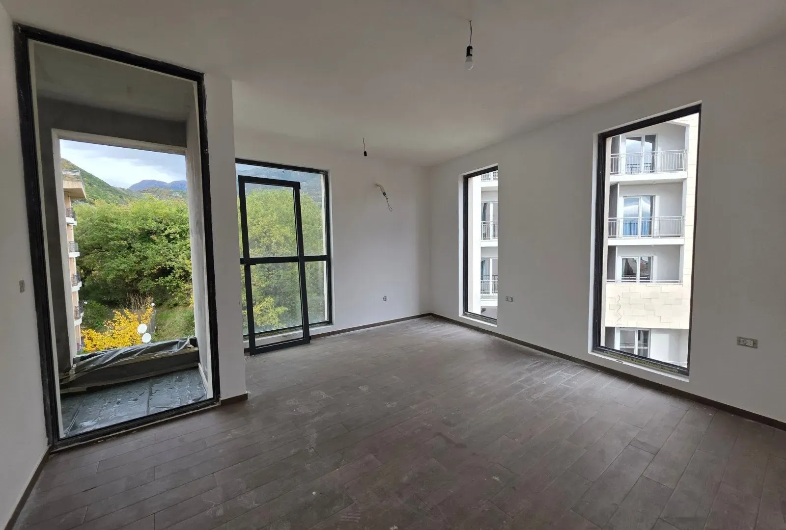 Sale, two bedroom apartment, 105m², Bečići, Budva