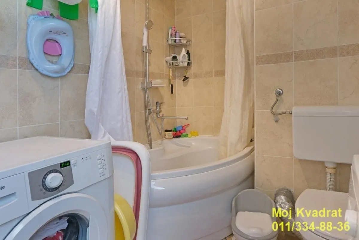 Prodaja, četvorosoban stan, 102m², Voždovac Sve Podlokacije, Beograd
