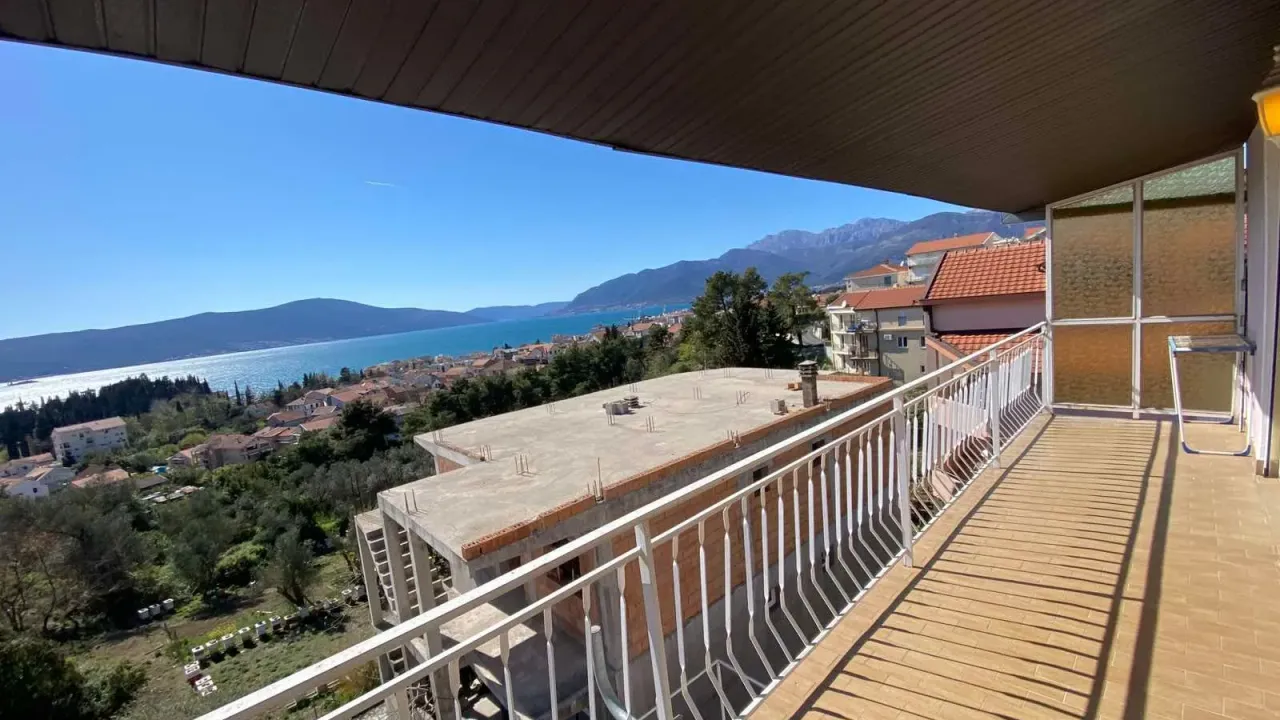 Sale, house, 180m², Tivat, Crna Gora