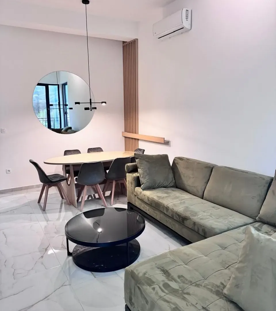 Rent, two bedroom apartment, 70m², Lastva Grbaljska, Kotor