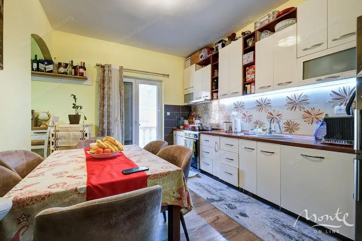 Sale, house, 140m², Muo, Kotor
