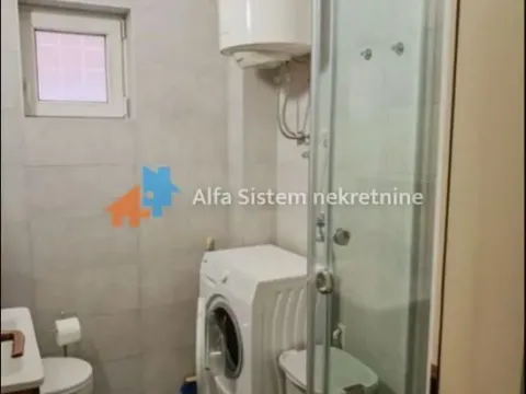 Rent, two bedroom apartment, 40m², Stari Grad, Beograd - image 8