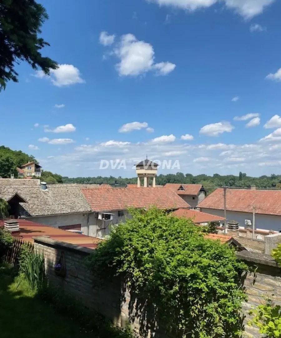 Prodaja, ugostiteljski objekat, 630m², Stari Slankamen, Inđija