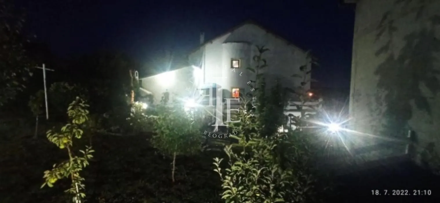 Sale, house, 300m², Mala Moštanica, Obrenovac