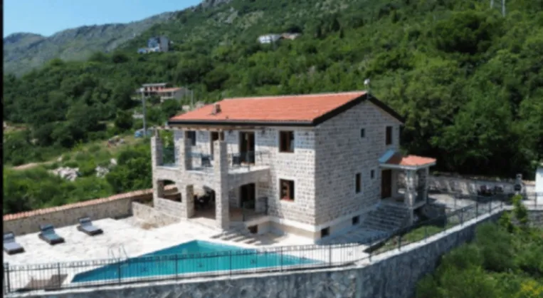 Sale, house, 588m², Petrovac, Budva