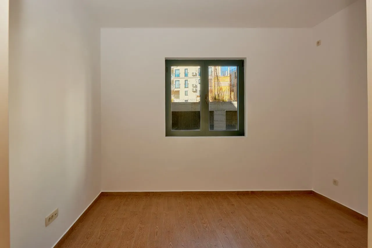 Sale, two bedroom apartment, 85m², Bečići, Budva