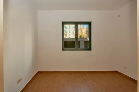 Sale, two bedroom apartment, 85m², Bečići, Budva - image 7