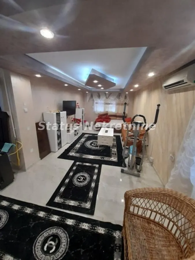 Rent, two bedroom apartment, 74m², Šangaj, Novi Sad Sve Podlokacije