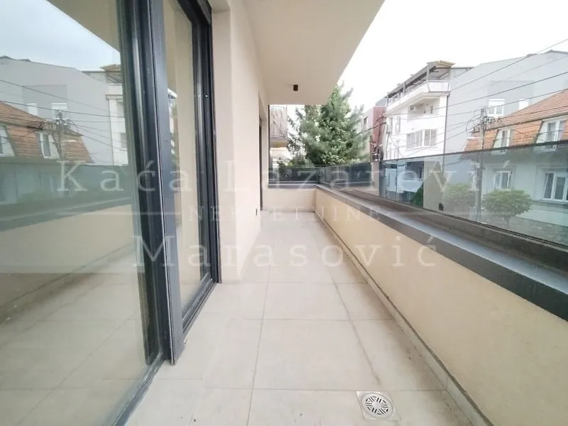 Prodaja, trosoban stan, 70m², Autokomanda, Voždovac Sve Podlokacije