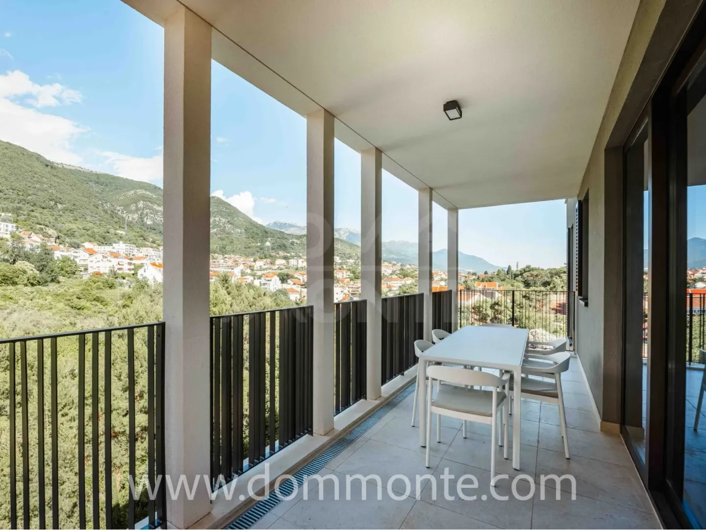 Rent, two bedroom apartment, 112m², Seljanovo, Tivat