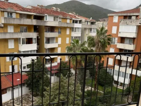 Sale, one bedroom apartment, 71m², Adok, Budva - image 7