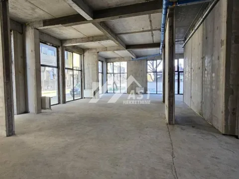 Rent, office space, 283m², Salajka, Novi Sad Sve Podlokacije