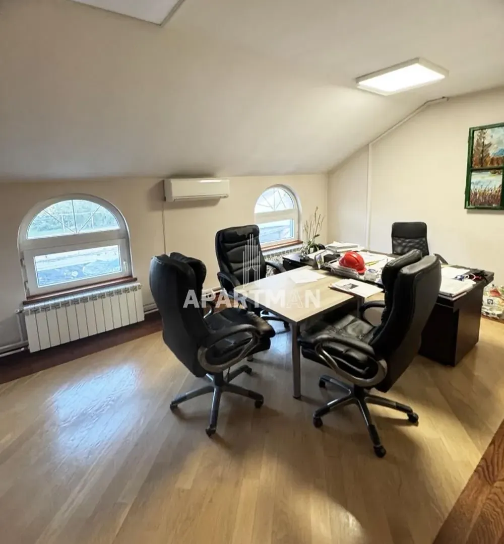 Rent, office space, 700m², Banjica, Voždovac Sve Podlokacije