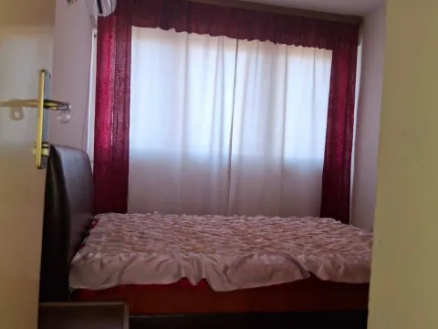 Izdavanje, dvosoban stan, 70m², Pobrežje, Podgorica - image 12