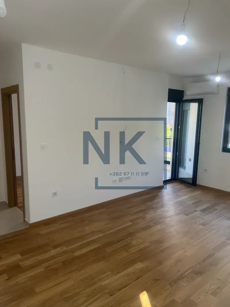 Izdavanje, dvosoban stan, 53m², City Kvart, Podgorica