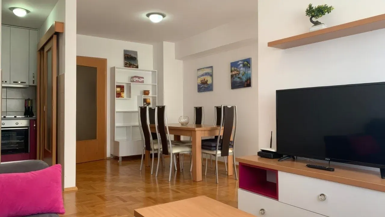 Rent, apartment, 90m², Rozino, Budva